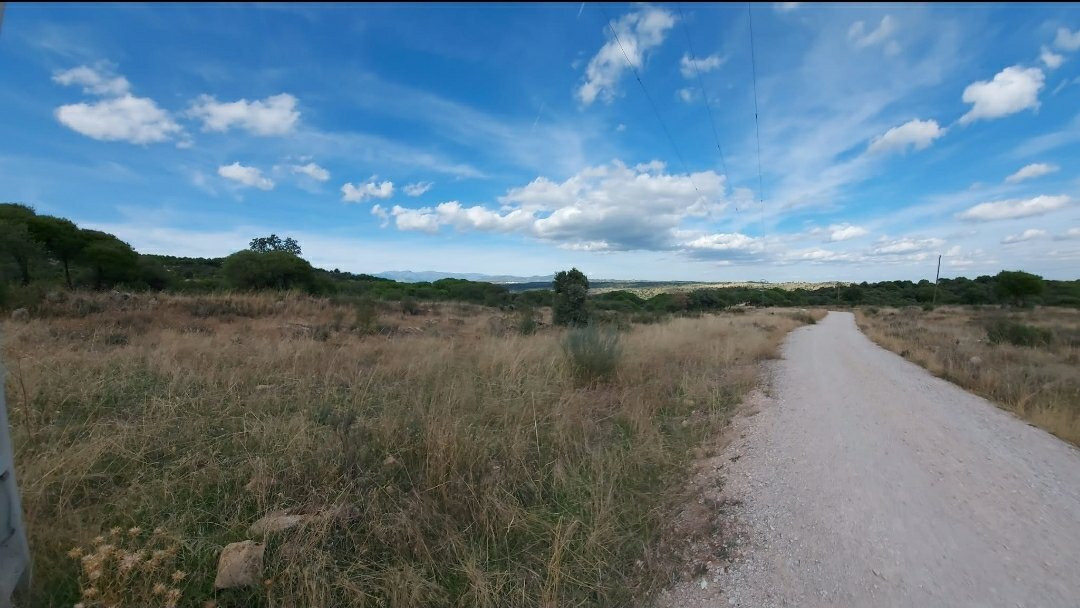 Presa Vieja del Río Aulencia-Colmenarejo必去景点