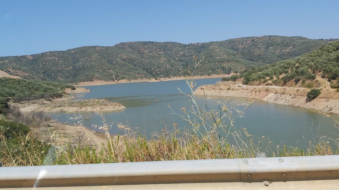 Aposelemis Dam-Potamies必去景点