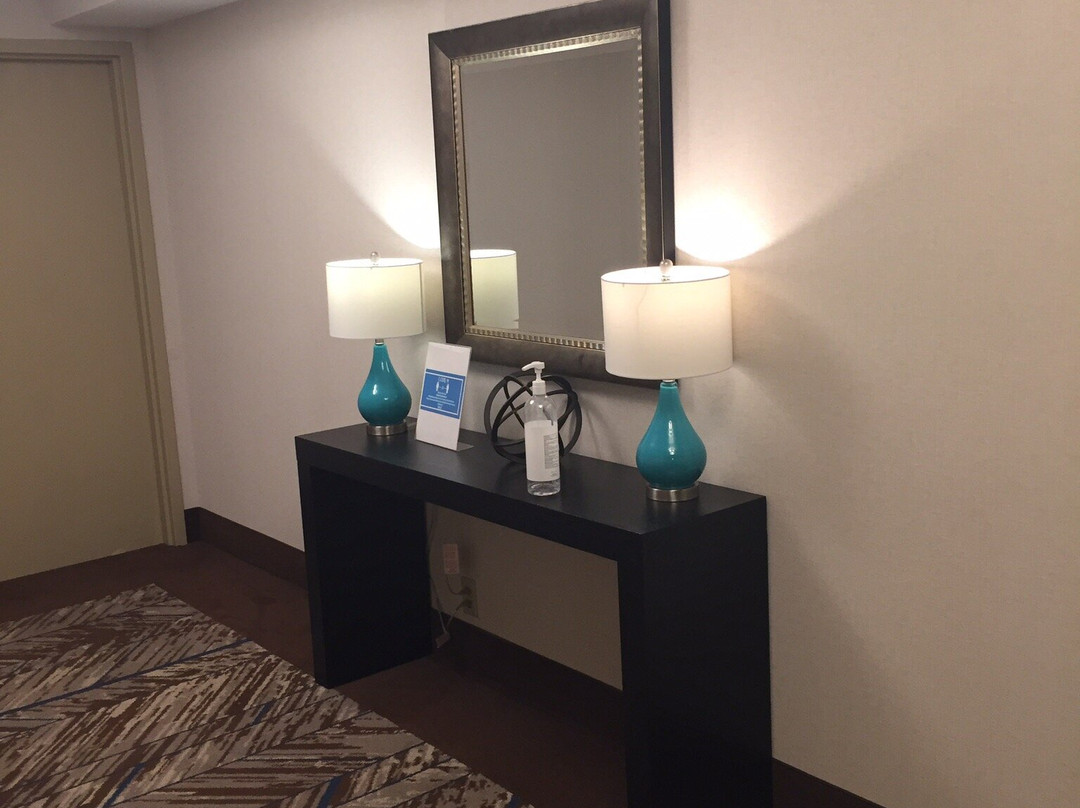 贝克利希尔顿恒庭酒店主图