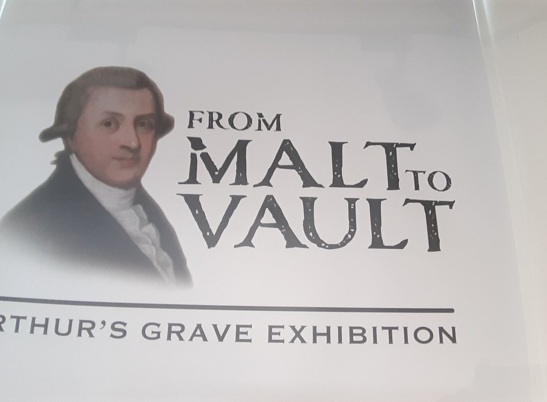 Arthur’s Grave Exhibition-Straffan必去景点