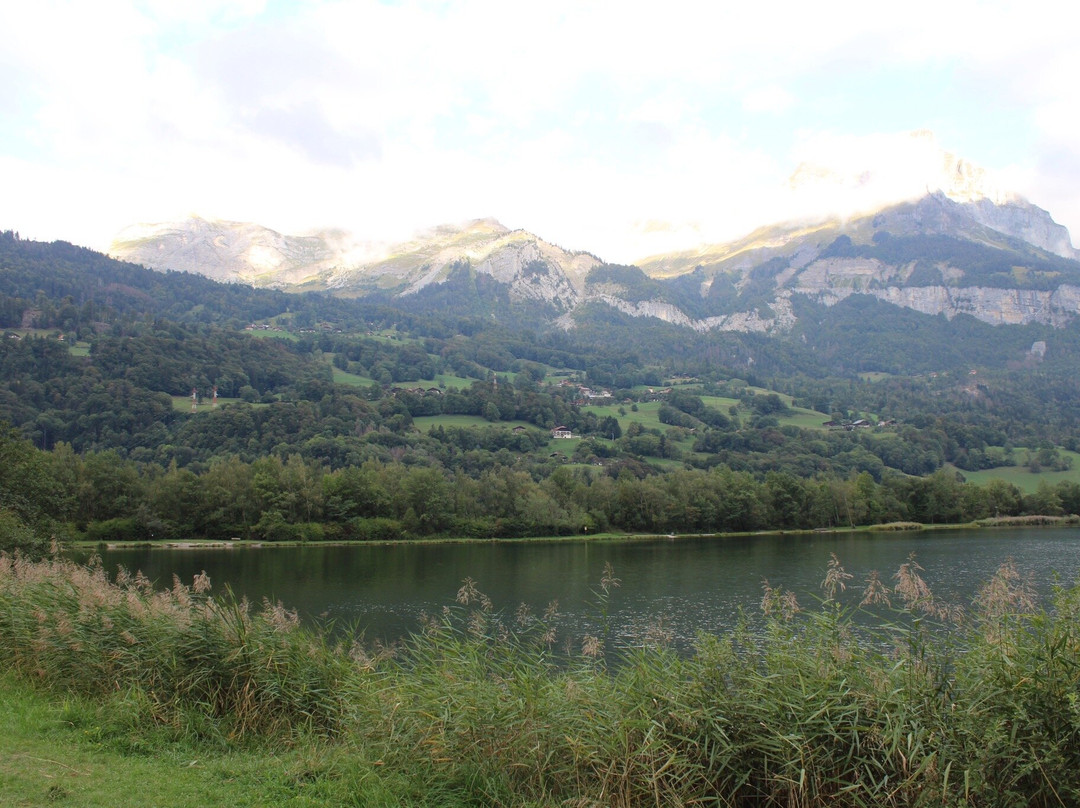 Base de Loisirs des Ilettes-萨朗什必去景点