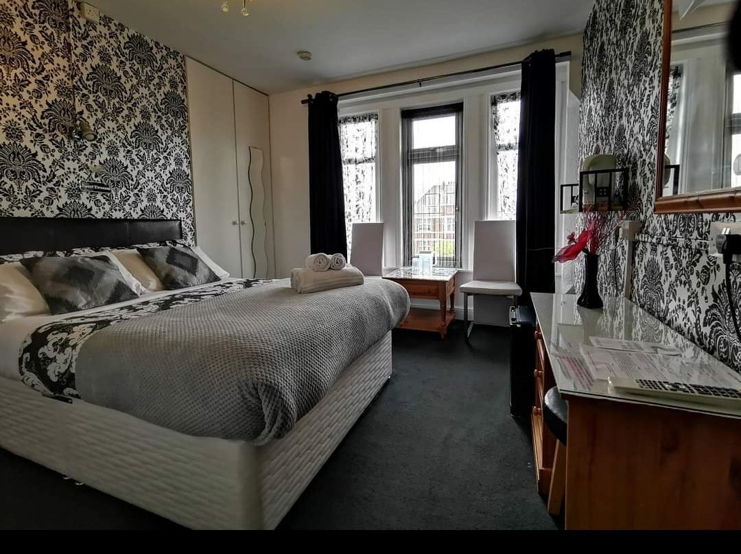 伊斯特里住宿加早餐酒店主图