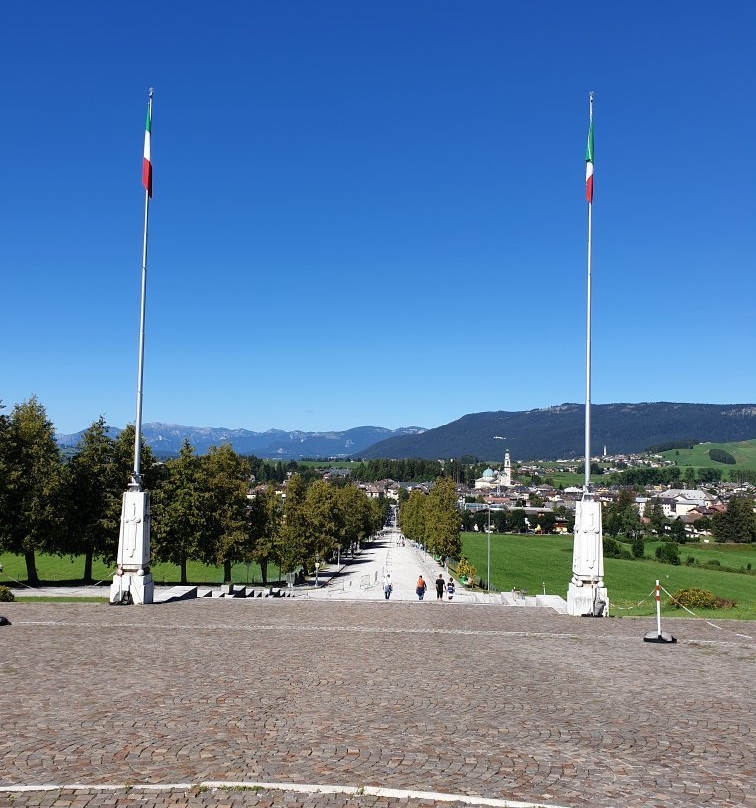 Asiago - Sacrario Militare景点图片