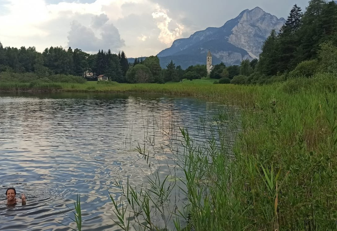 Lago di Favogna景点图片