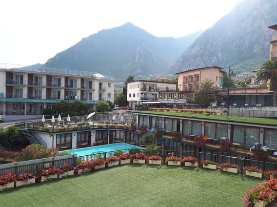 Hotel Alexander主图