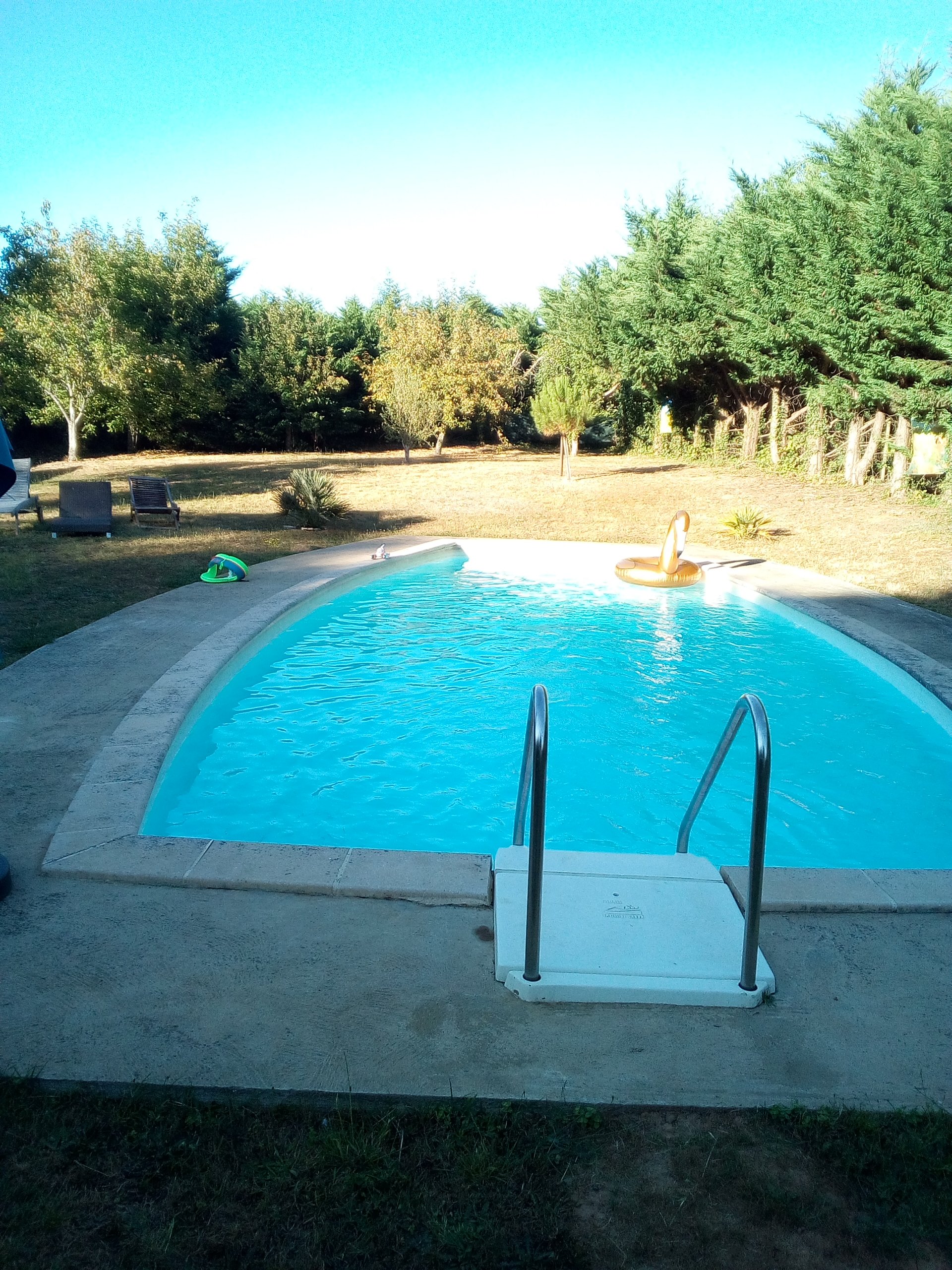 Domaine de Potofayol-泳池