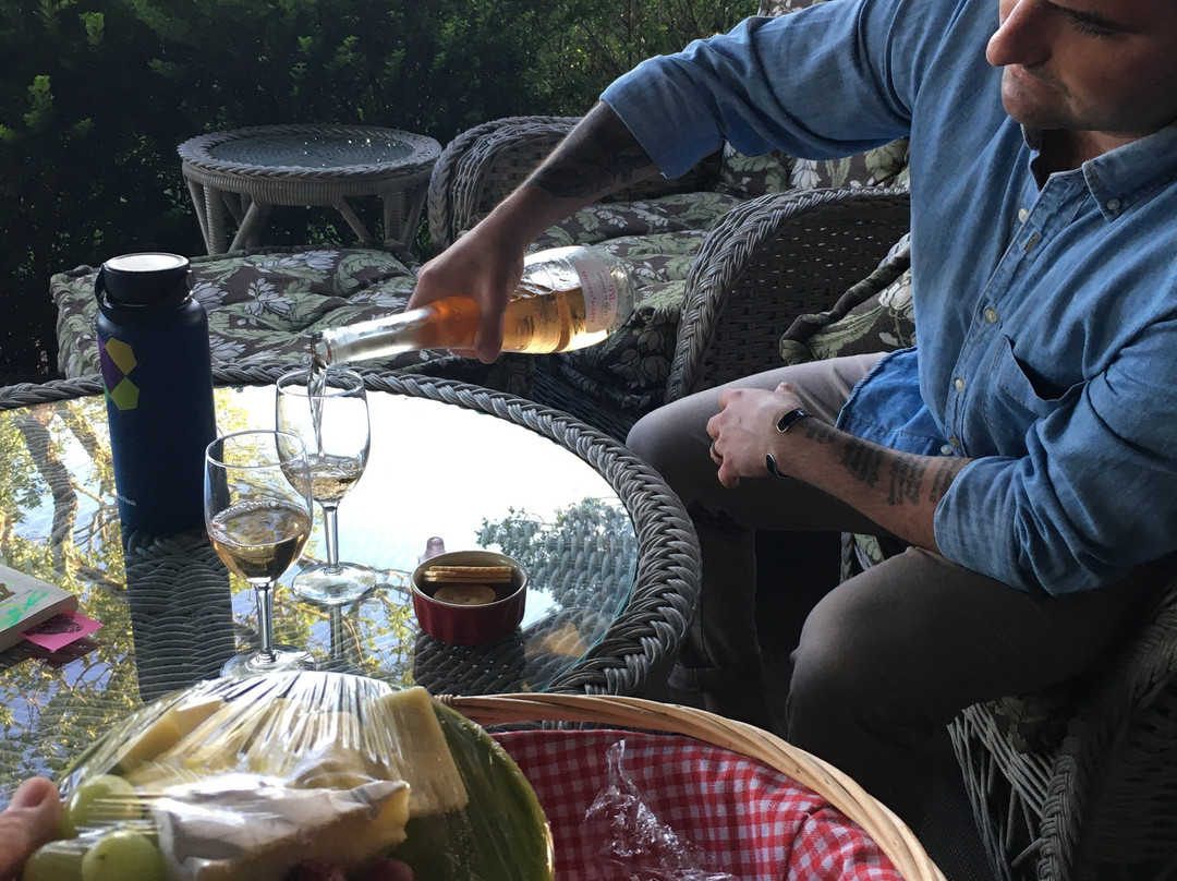 Land's End Inn主图