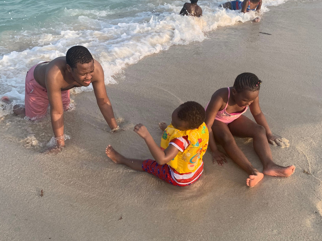 Al Ghariya Beach-Madinat Ash Shamal必去景点