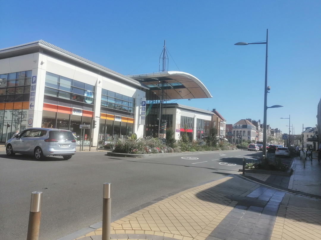 Brit Hotel Calais主图