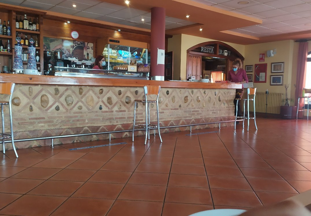 Hotel Restaurante Canada Real主图