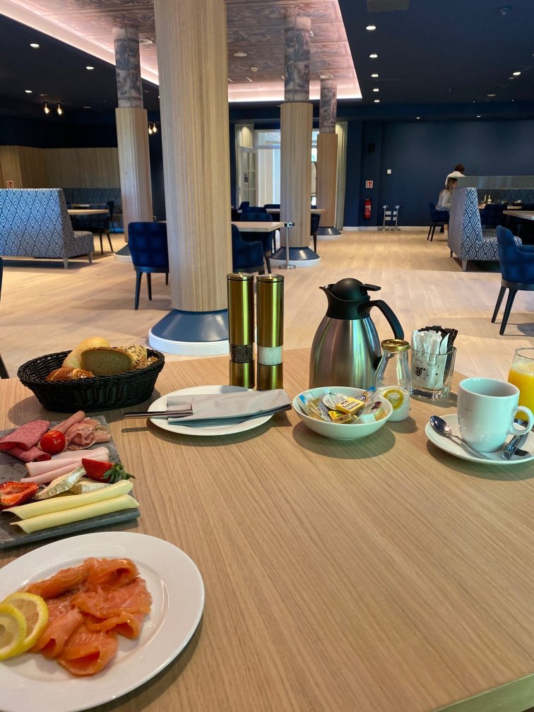 翰堡特瑞德尔伯格斯特根伯格酒店-餐饮