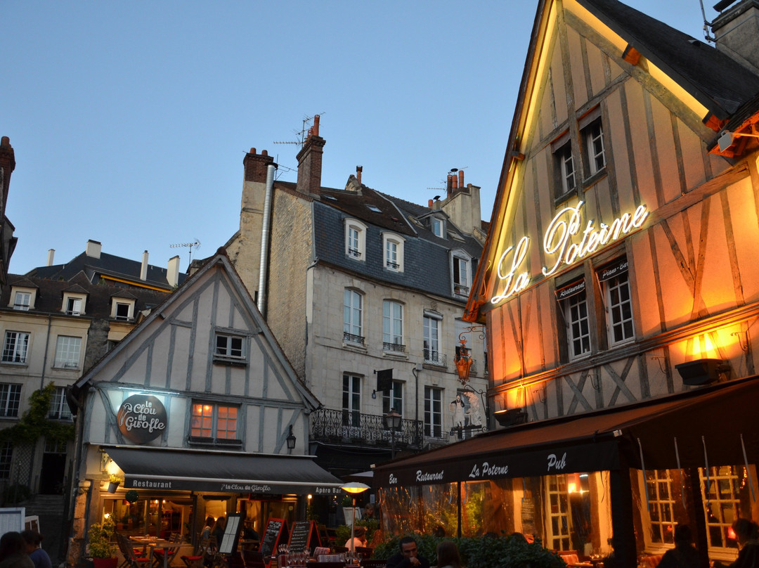Caen City Tours-卡昂必去景点
