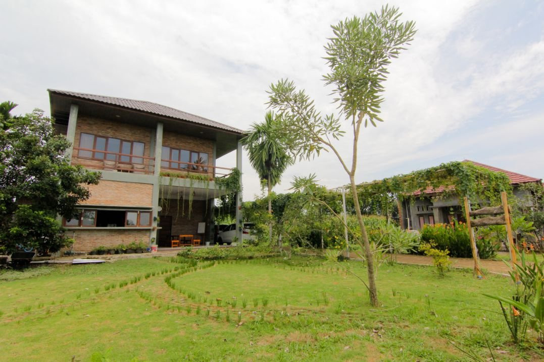 Bua Guesthouse主图