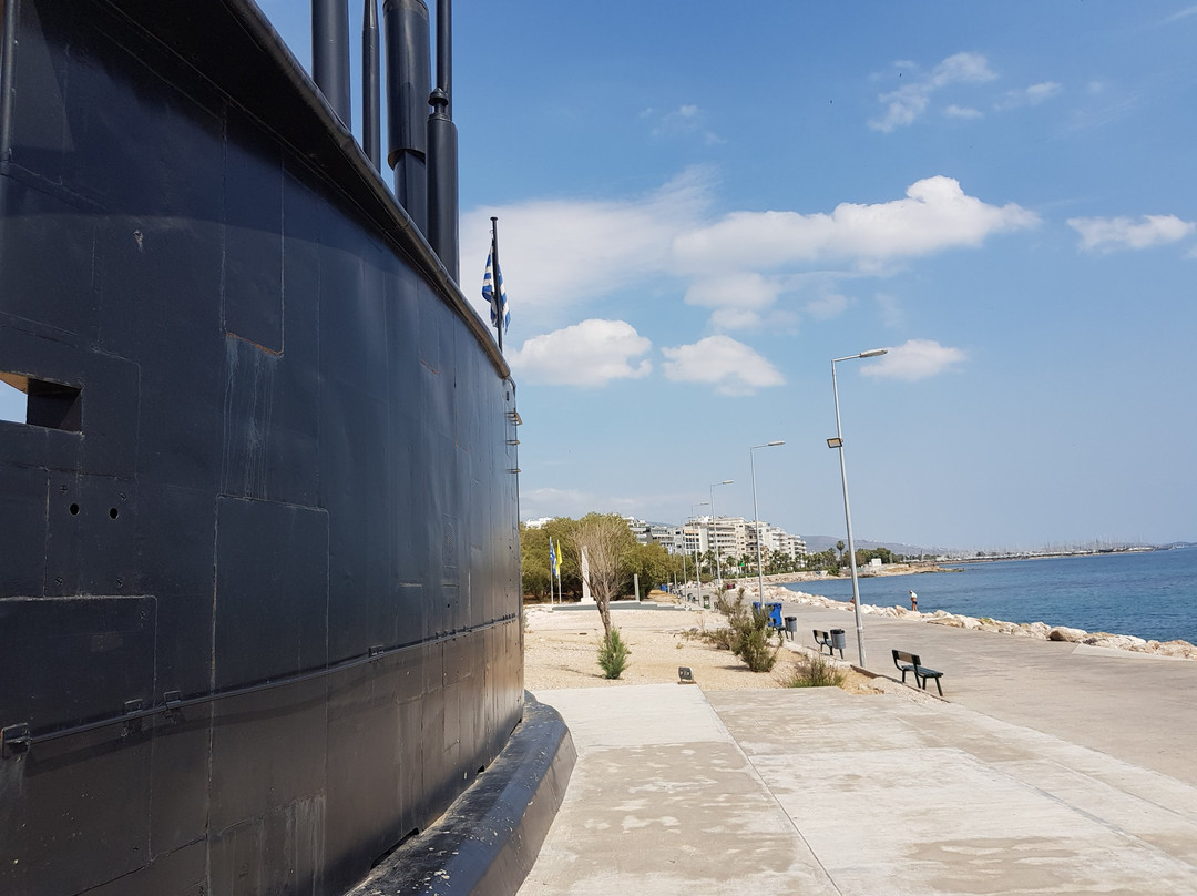 Submarine Monument-帕里欧弗里欧必去景点