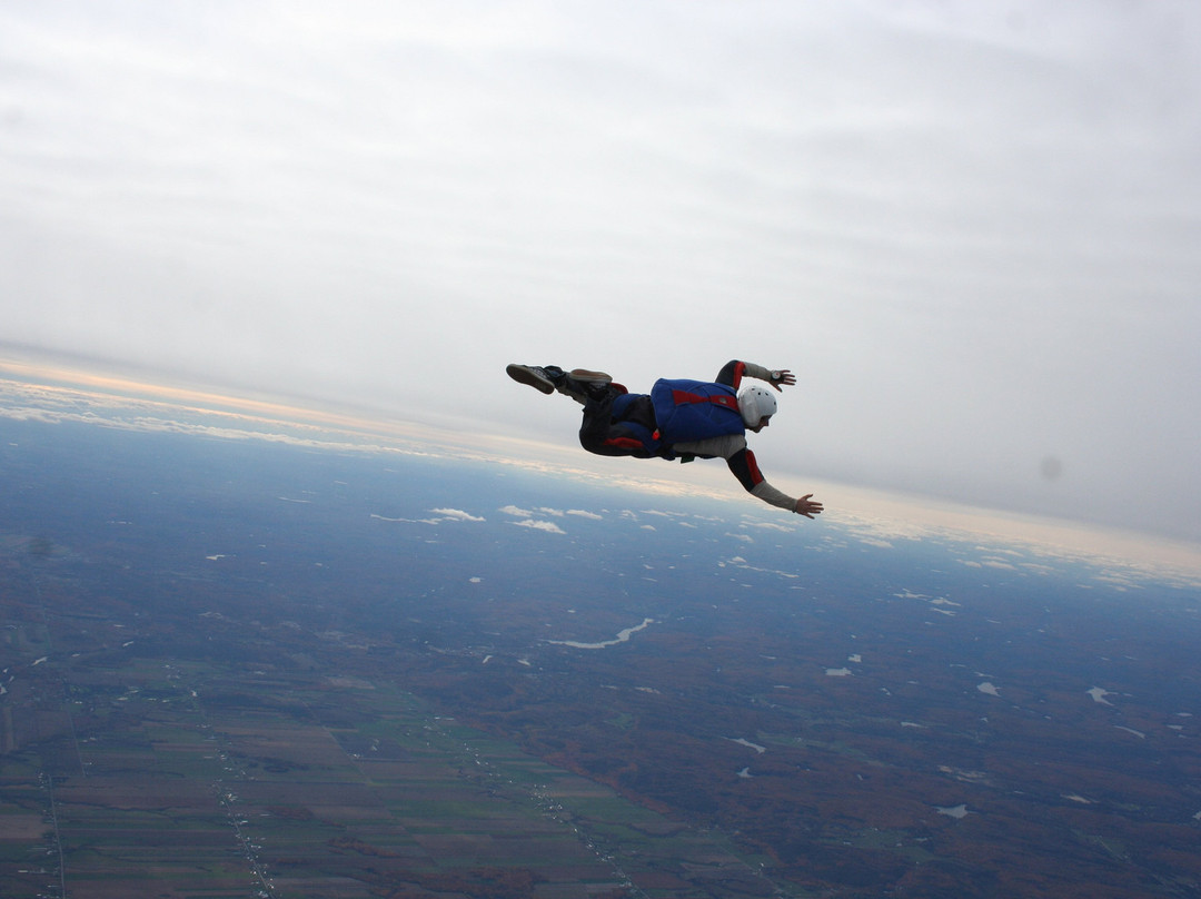 Voltige Skydiving景点图片