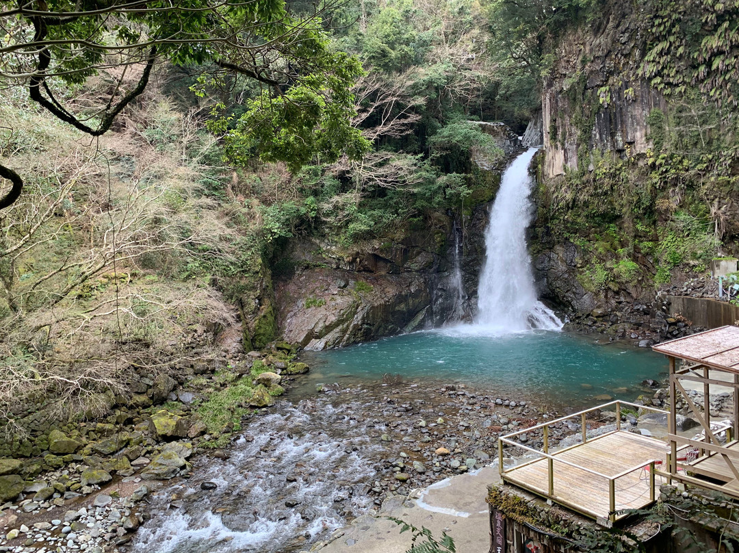Odaru Kawzu Seven Waterfalls景点图片