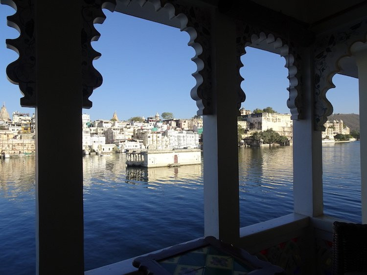 皮丘拉湖酒店主图