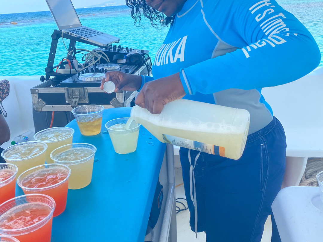 CHUKKA Ocean Outpost at Sandy Bay-Sandy Bay必去景点