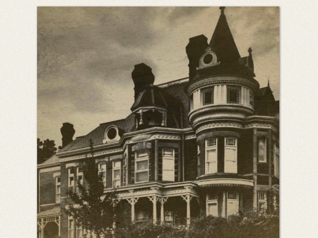 The Haunted 1889 McInteer Villa景点图片