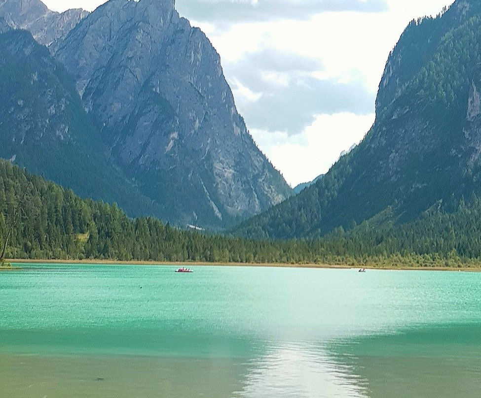 Lago di Dobbiaco景点图片
