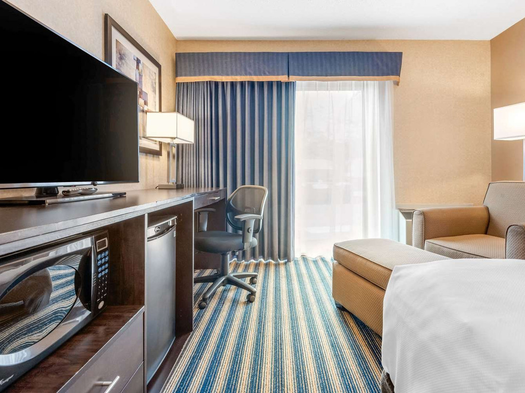 Comfort Inn St Thomas主图