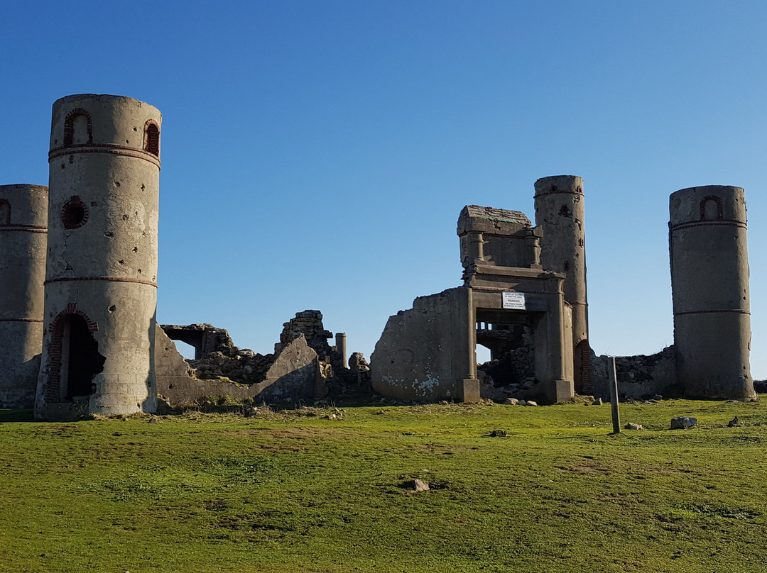 Rovine St. Pol Rox-Camaret-sur-Mer必去景点