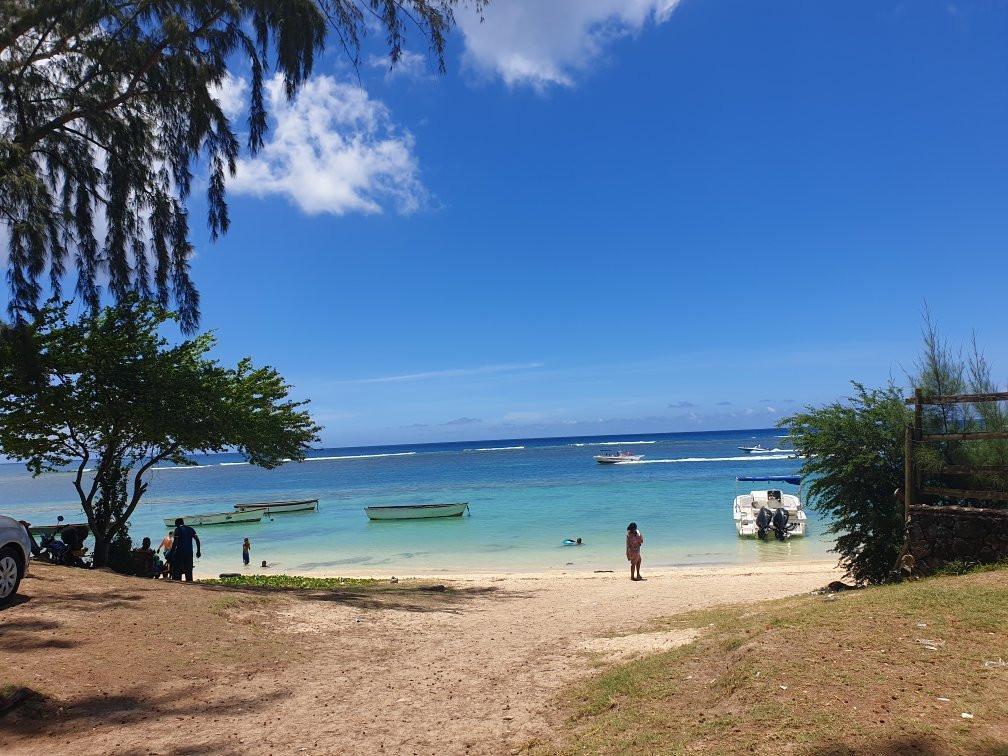 Balaclava Public Beach景点图片