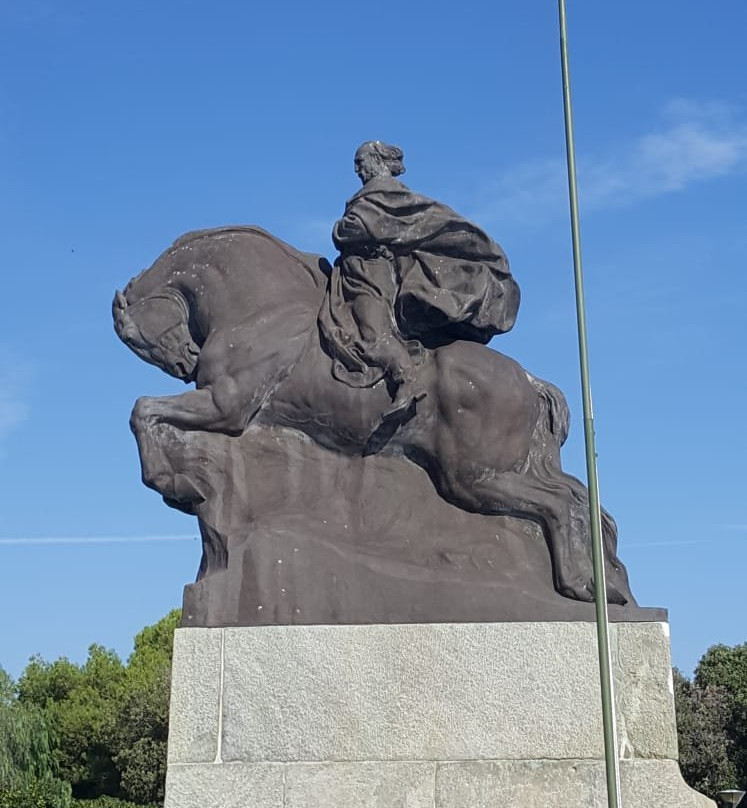 Monumento a Garibaldi-萨沃纳必去景点