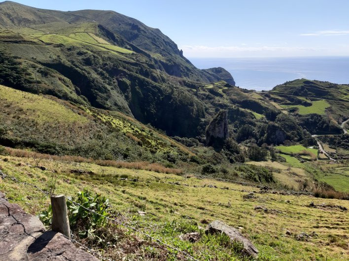 Miradouro do Lajedo-Lajes das Flores必去景点
