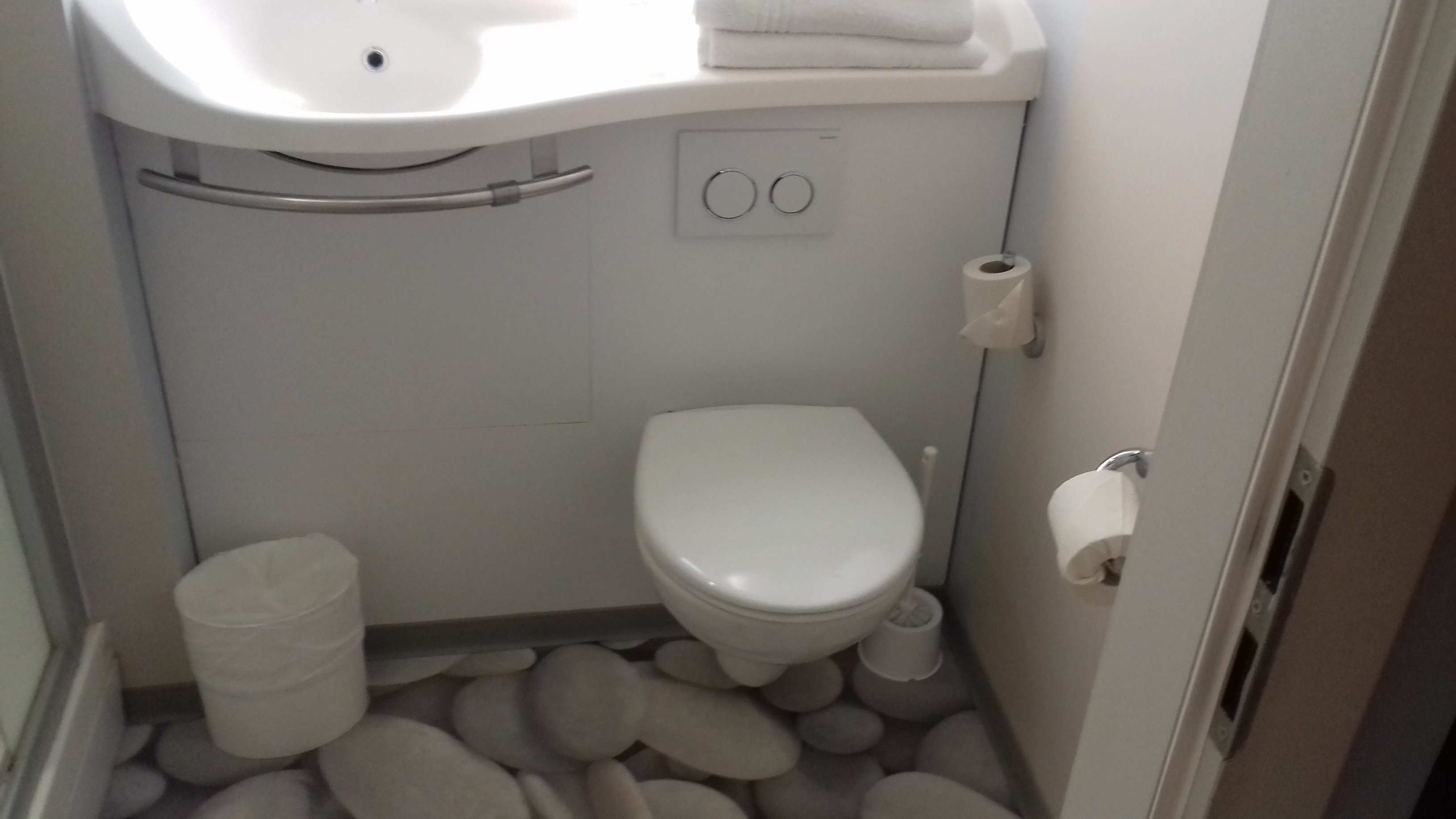 IBIS Budget Mulhouse Centre Gare-浴室