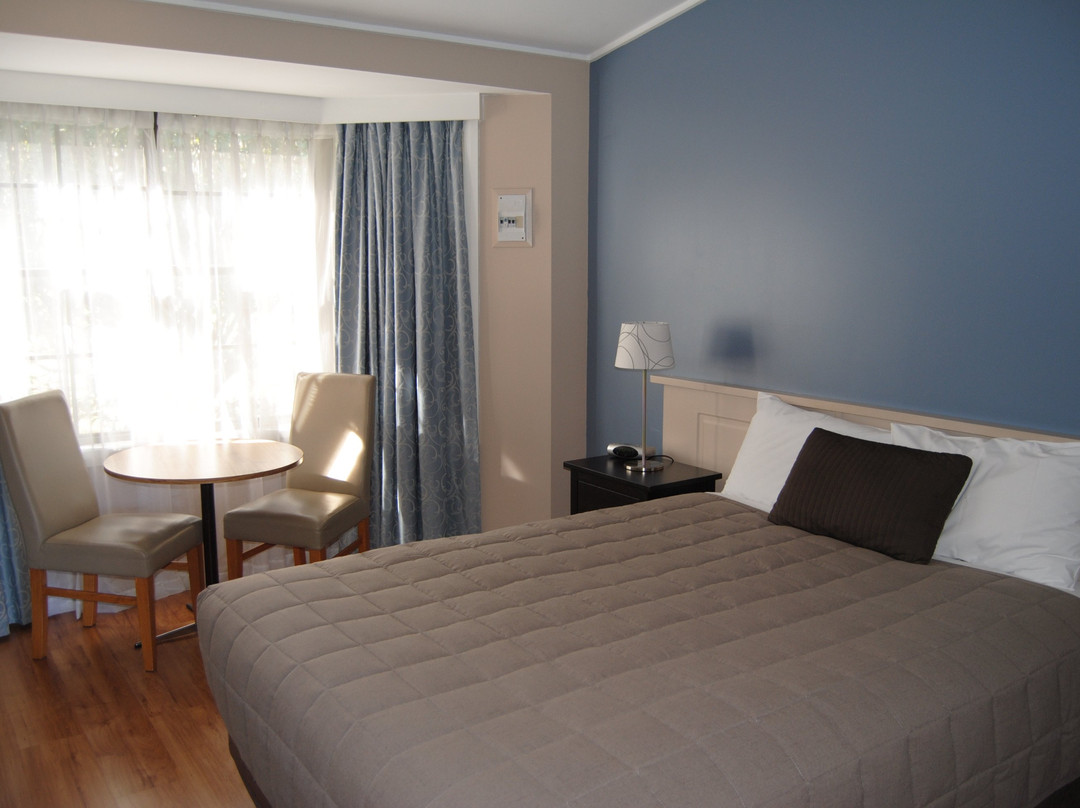 Airlie House Motor Inn主图