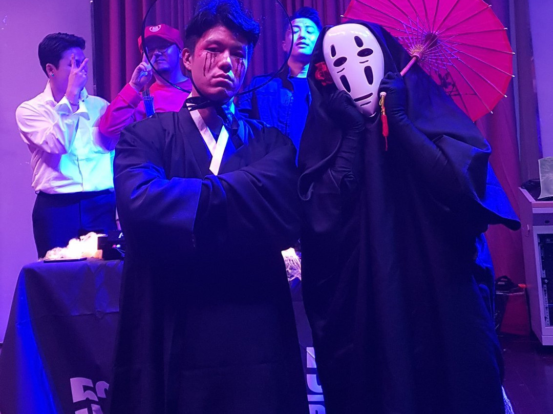 Wearing Hanbok-蔚山必去景点