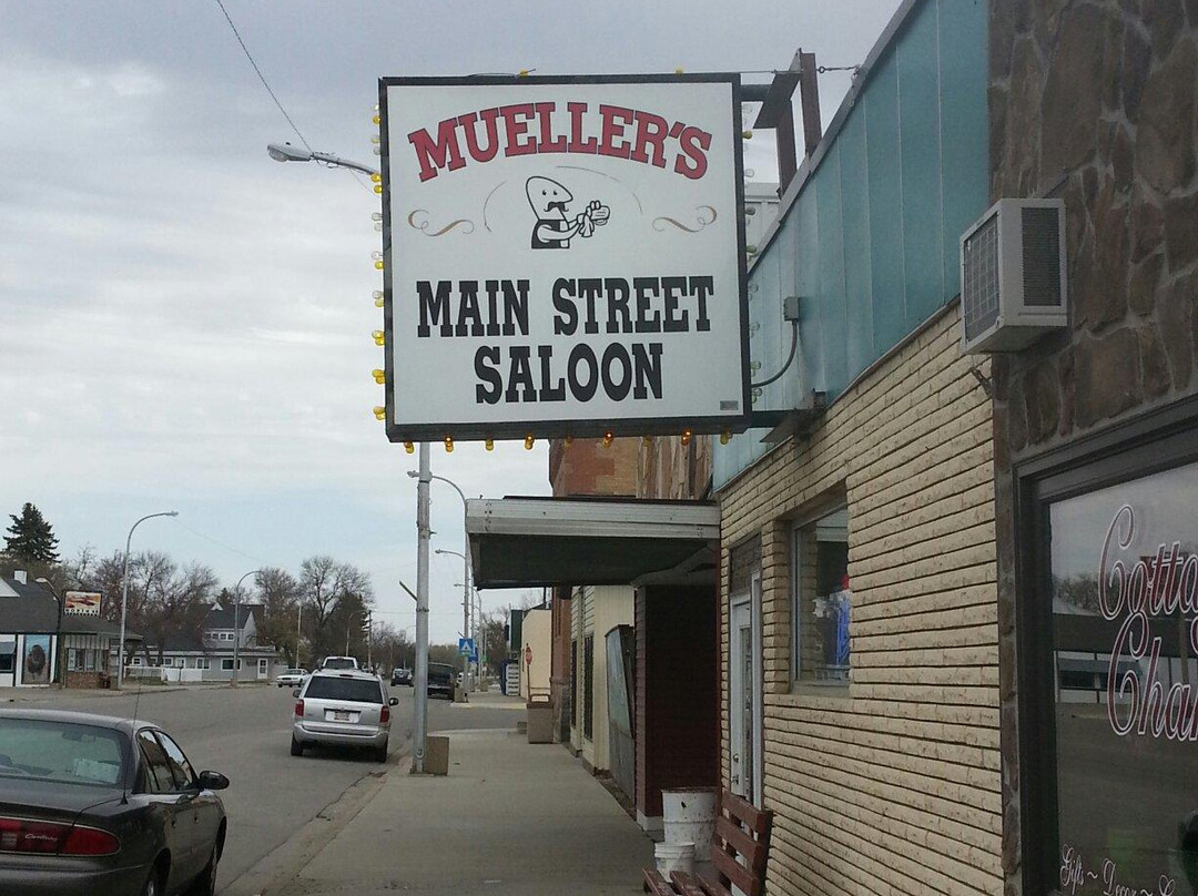 Main Street Saloon景点图片