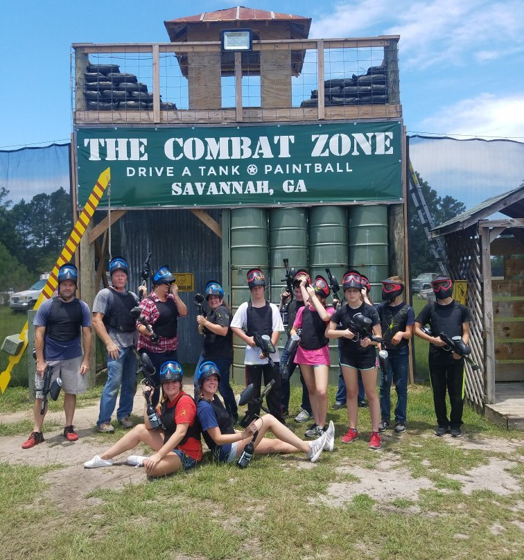 Bloomingdale旅游景点-The Combat Zone