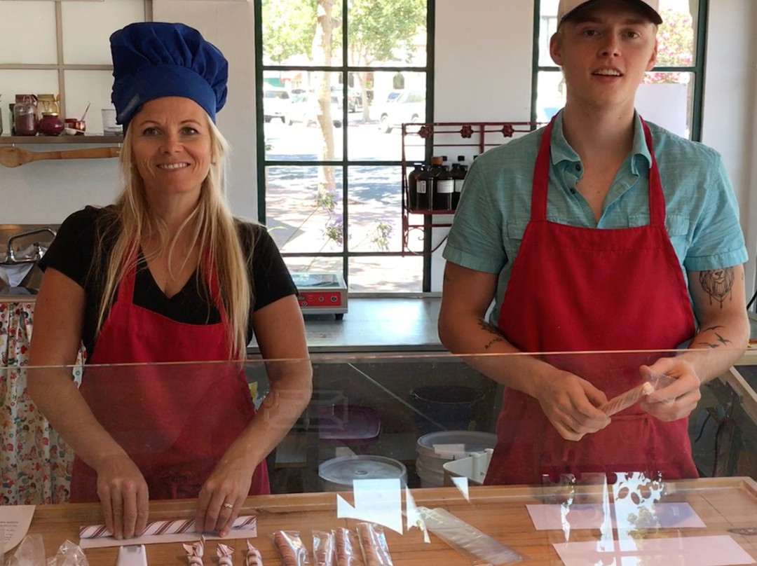 Swedish Candy Factory-索尔万必去景点