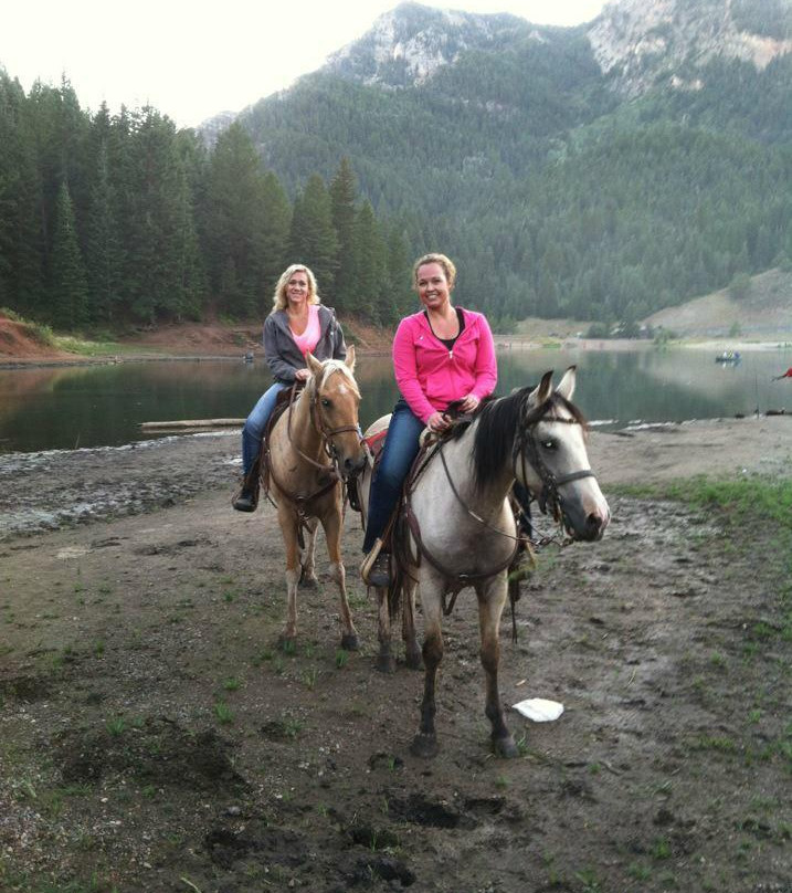 Alpine Trail Rides-Alpine必去景点