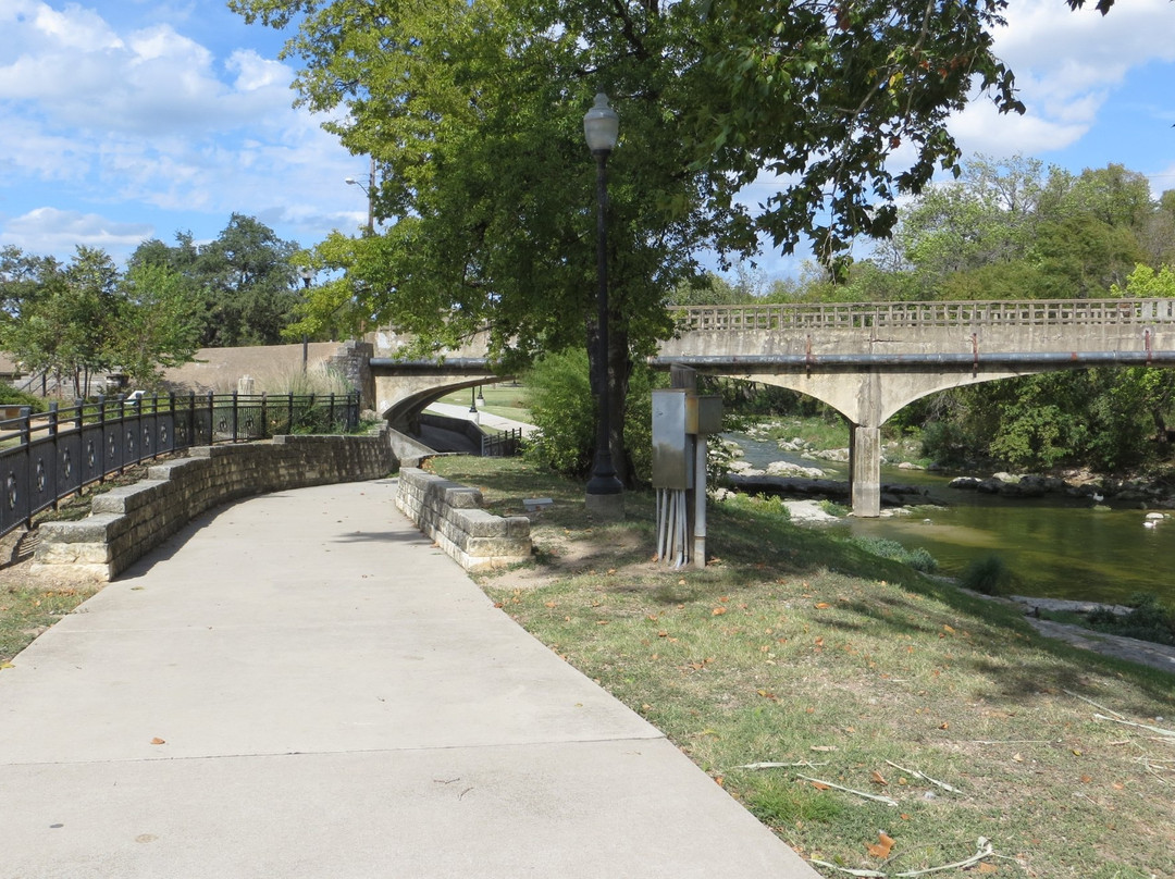 Belton旅游景点-Yettie Polk Park