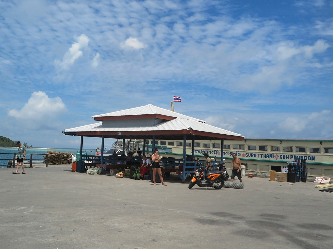 Phangan Royal Navy Ship景点图片