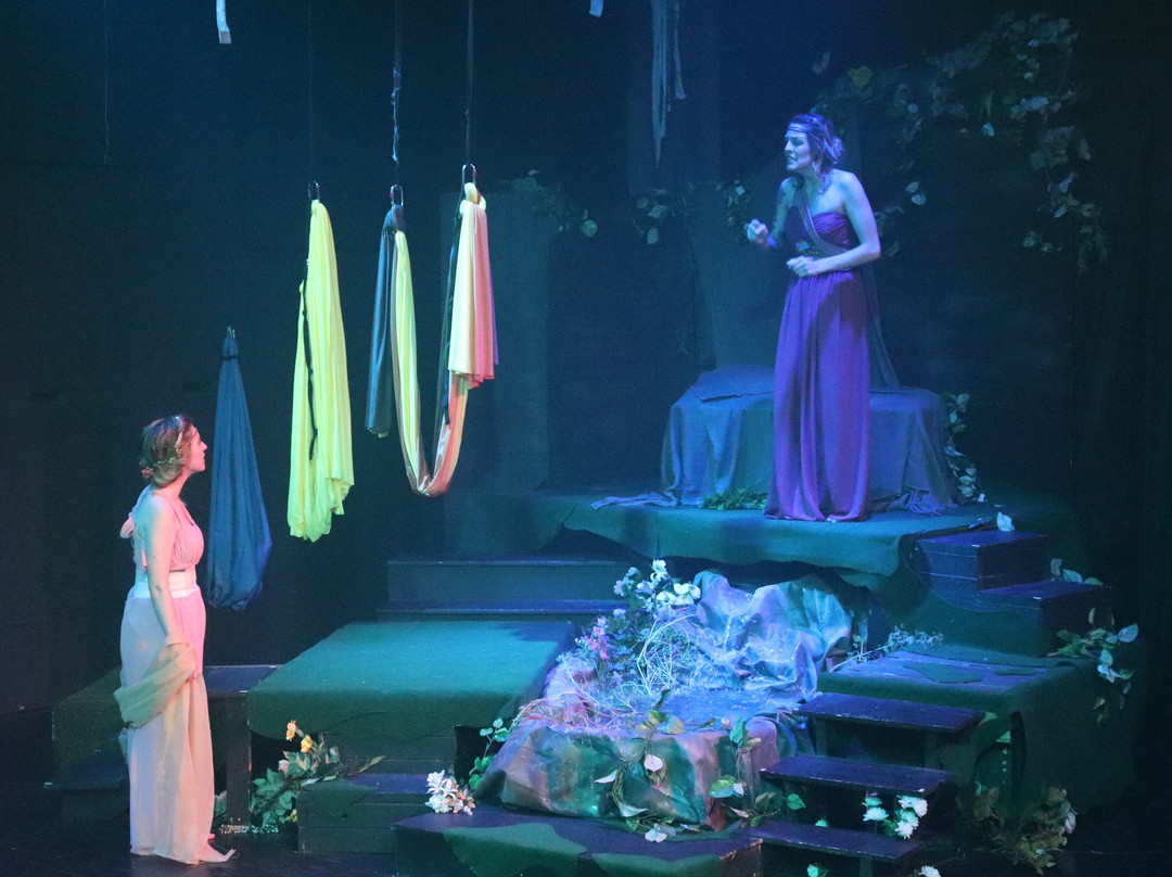 Enter Stage Right-休伦港必去景点