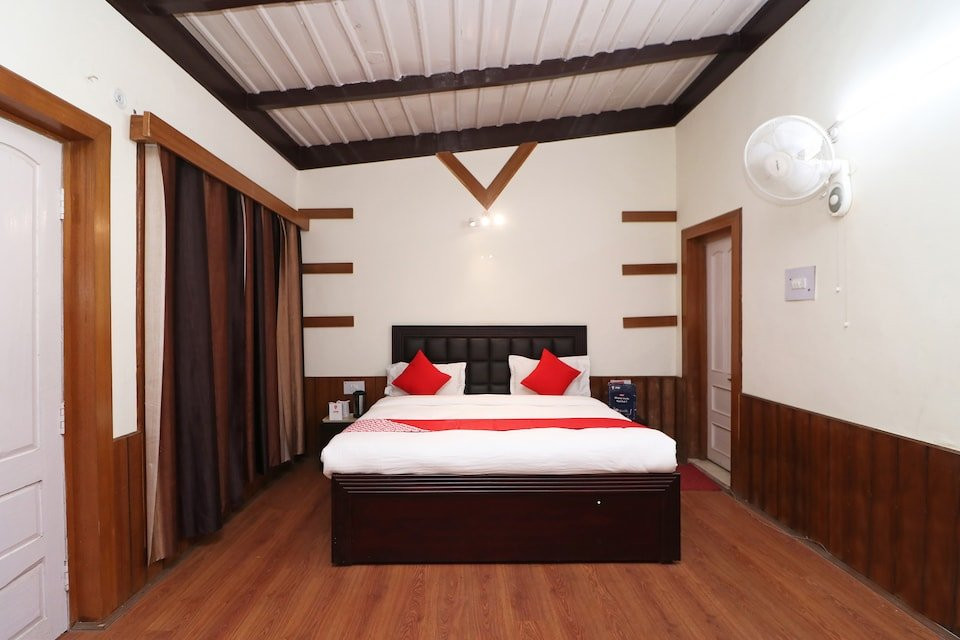 OYO 33384 Sarthak Inn And Tarang Restaurant主图