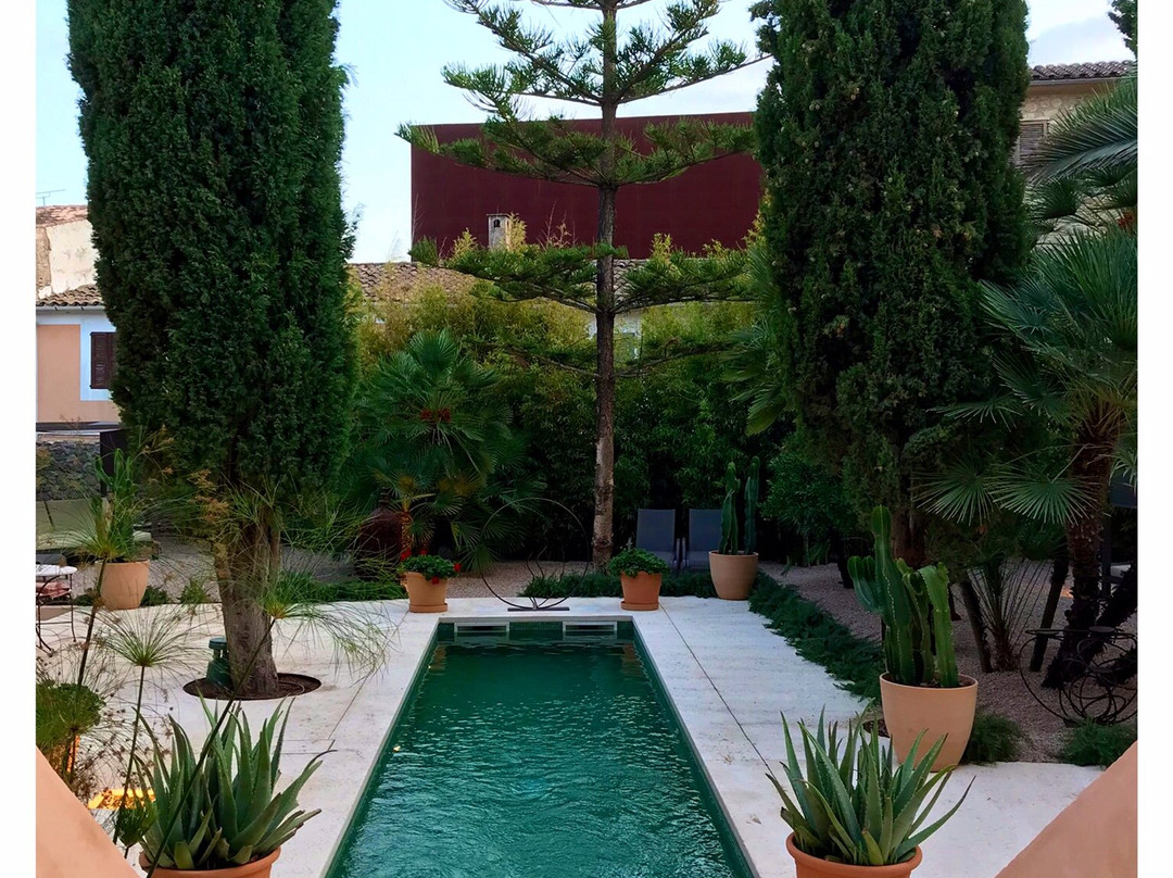 亚尔坦精品酒店 - 限成人主图