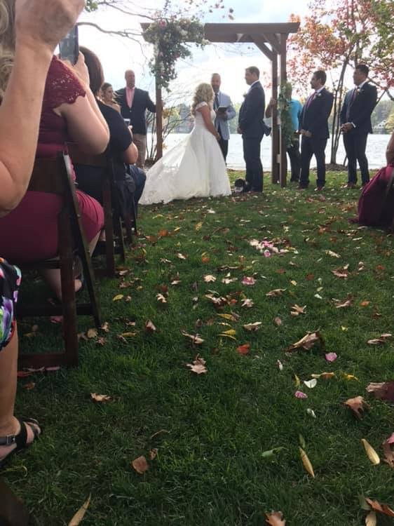 Sojourn Lakeside Resort主图