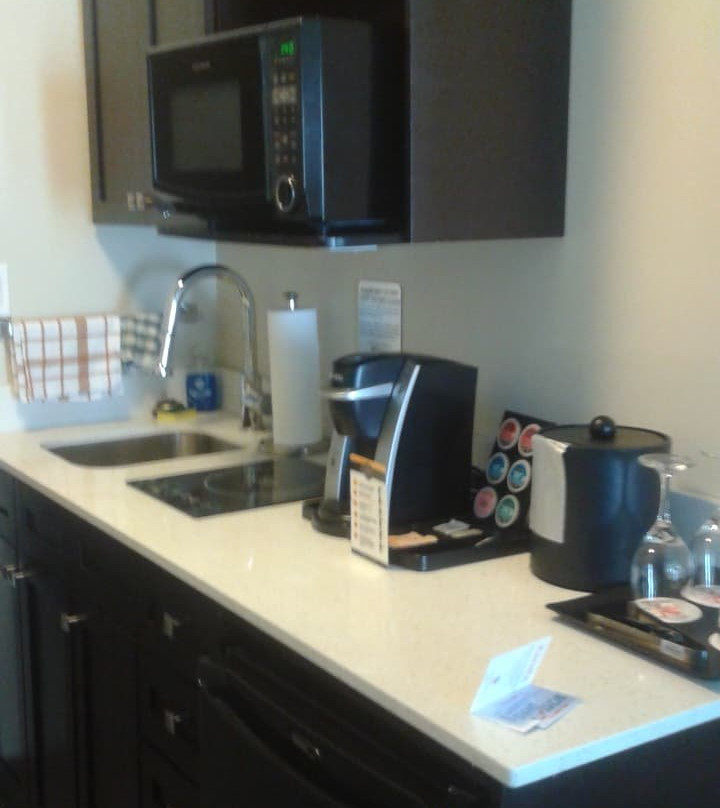 The Kanata Blairmore Hotel主图