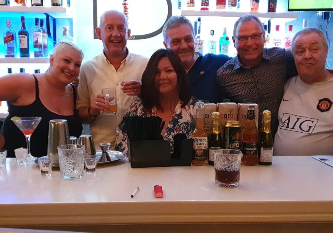 Time Out Bar-Messonghi必去景点