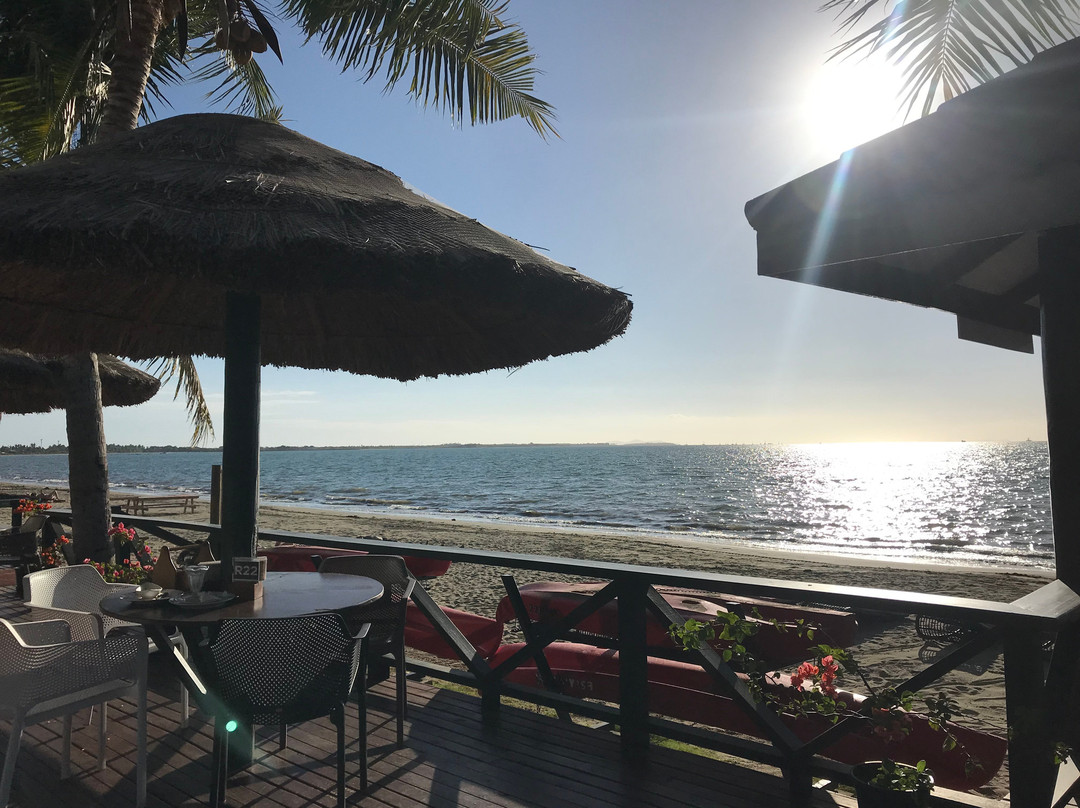 走私者海湾沙滩度假酒店主图