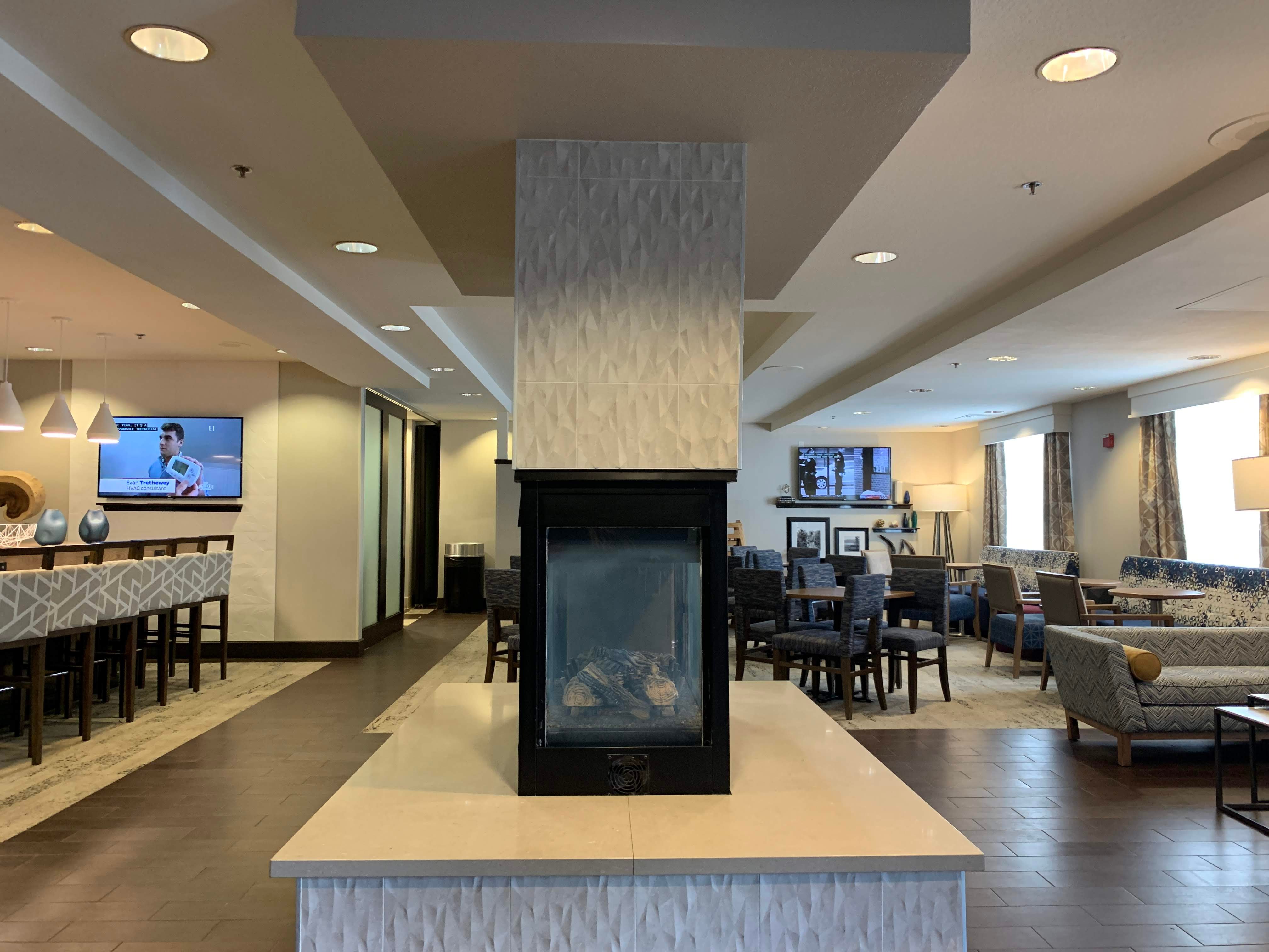 Hampton Inn Denver-West/Golden-浴室