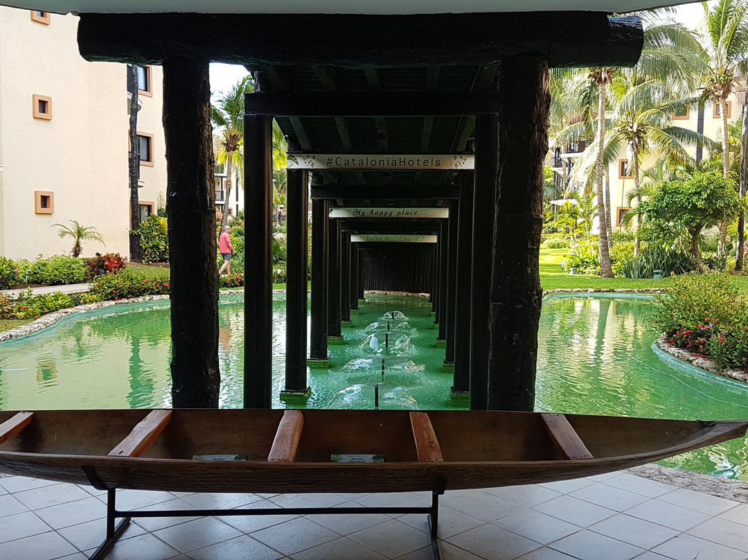 加泰罗尼亚里维埃拉玛雅水疗度假全包酒店主图