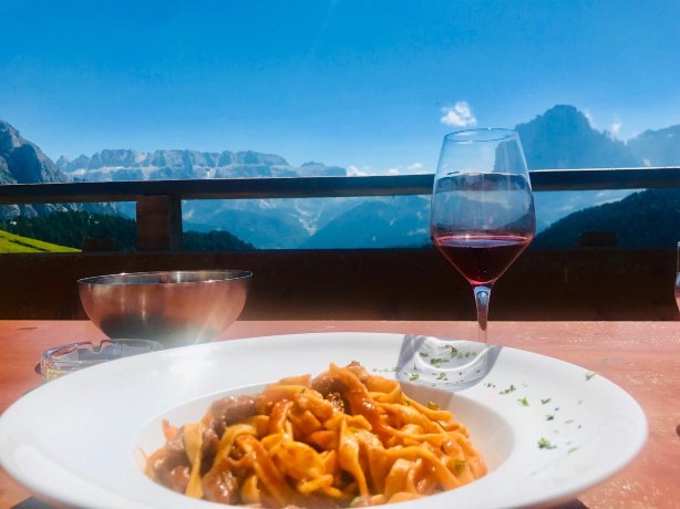 Rifugio Fermeda Hut-官方