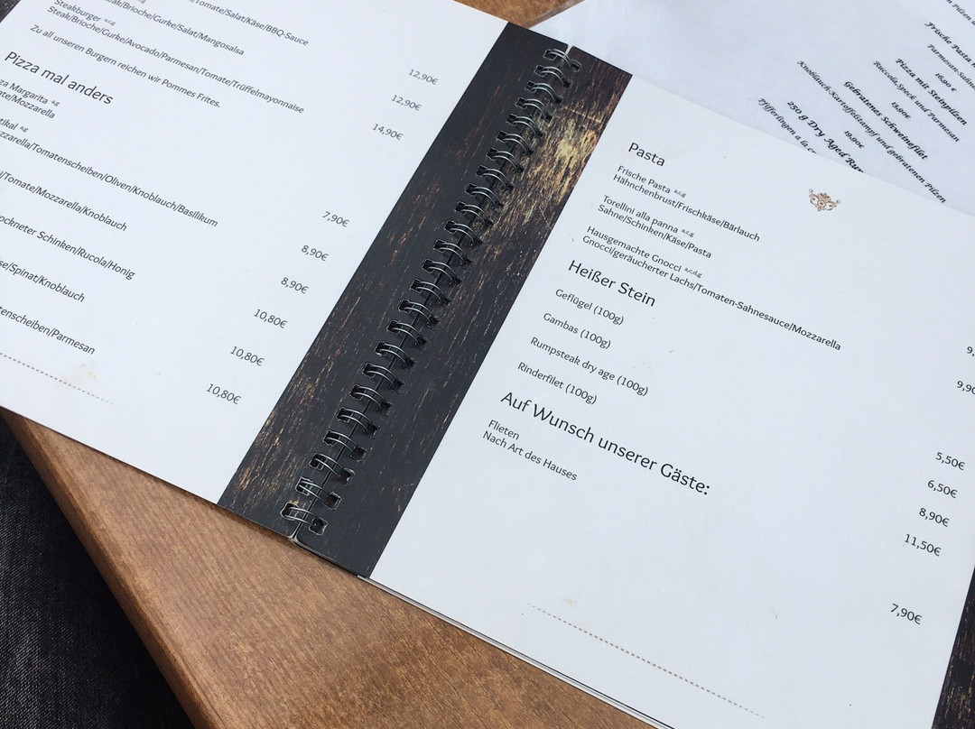 Hotel Restaurant Rodelbahn Triolago主图