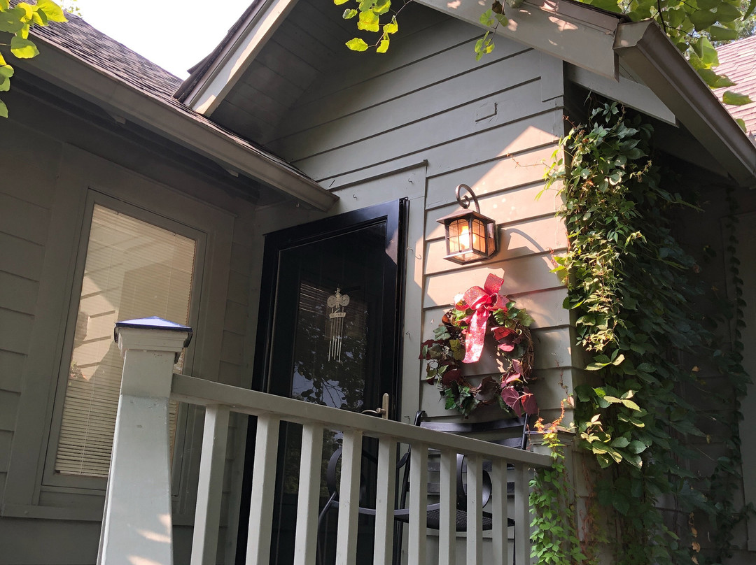 Cena's Nook Bed and Breakfast主图